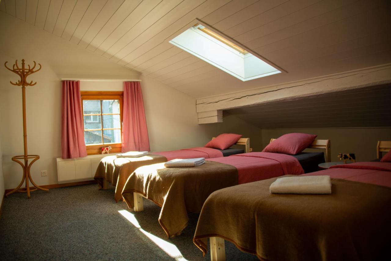 Uncle Eric'S Chalet Matten bei Interlaken Экстерьер фото